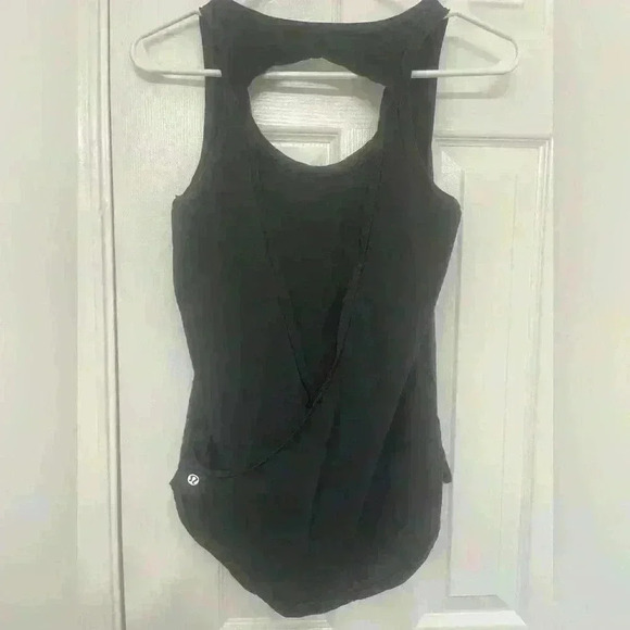 Lululemon Run: Speed Squad Tank size 4 
Black - Picture 6 of 6